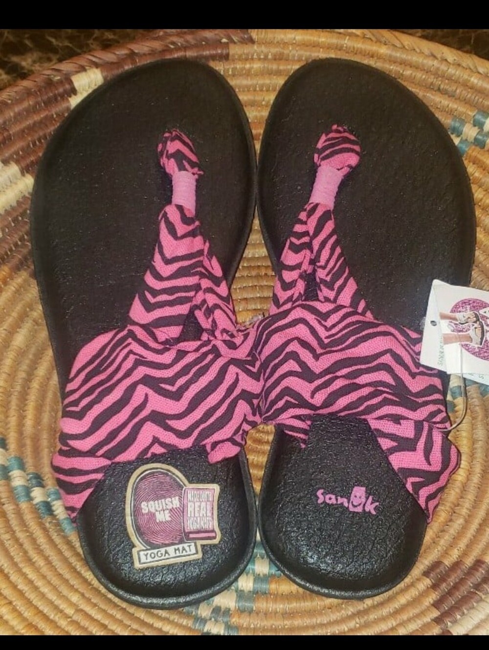 Sanuk Yoga Sling Sandals Size: 5/6